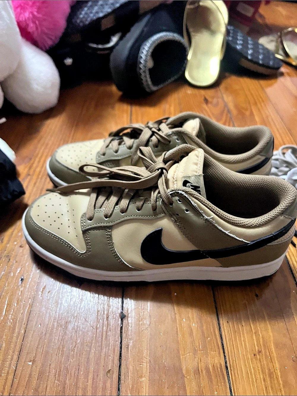 Nike Women's Sneakers in Green & Black